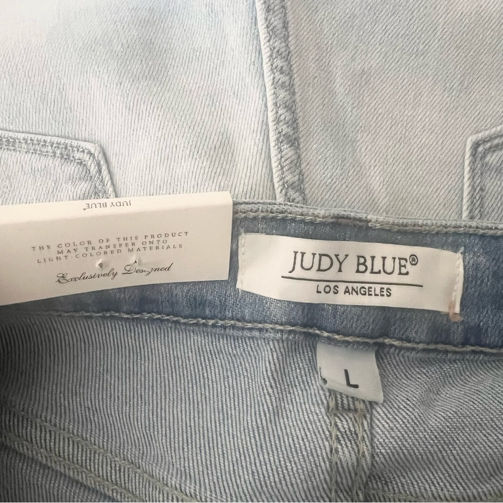 NWT Judy Blue High Rise - Picture 7 of 8